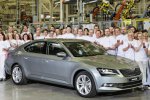 Skoda Superb нового поколения встал на конвейер Skoda Superb нового поколения встал на конвейер