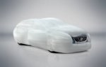 В Volvo разработали подушку безопасности для всего автомобиля В Volvo разработали подушку безопасности для всего автомобиля