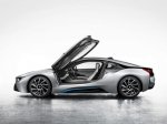 Вслед за видеотизером появились и фотографии серийного спорткара BMW i8 Вслед за видеотизером появились и фотографии серийного спорткара BMW i8