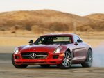 Суперкар Mercedes-Benz SLS AMG продержится на конвейере еще год Суперкар Mercedes-Benz SLS AMG продержится на конвейере еще год
